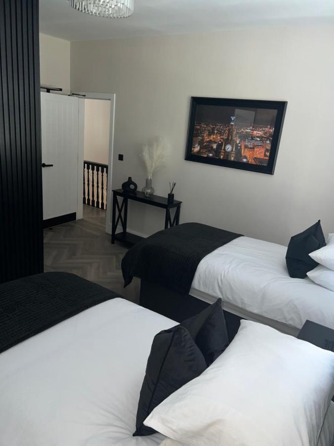 128 Anfield Road Hotel